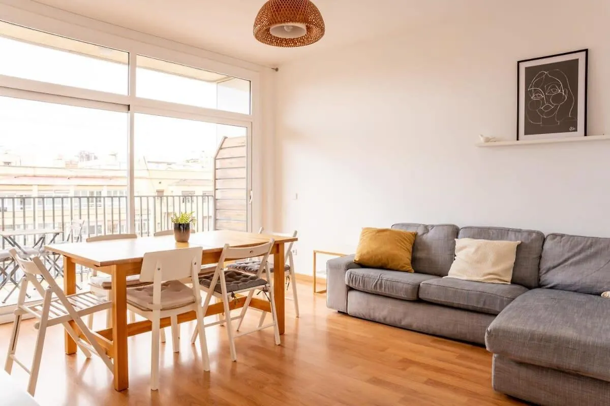 Bright 4Bd With Terrace Near Arc De Triomf Apartment Barcelona