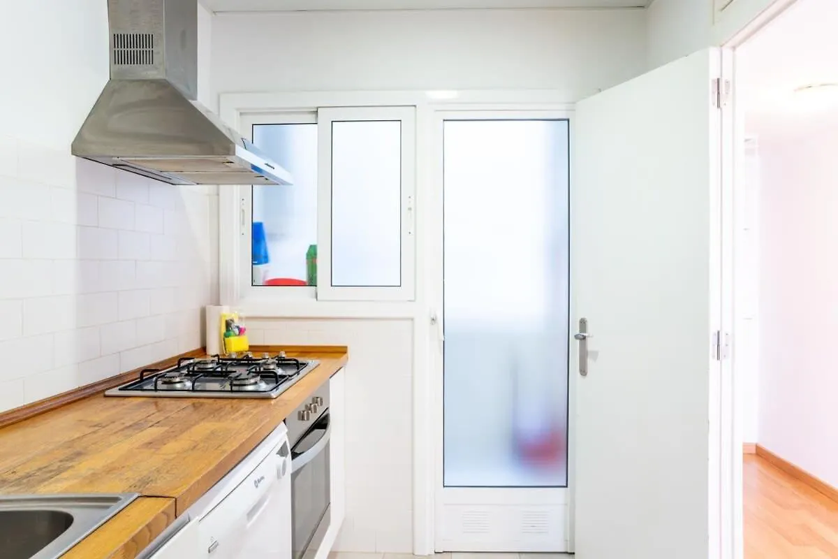 Bright 4Bd With Terrace Near Arc De Triomf Apartment Barcelona